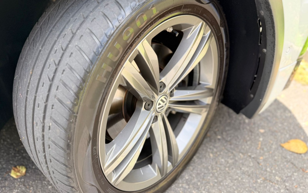 imagem-https://www.socarrao.com.br/sc-vehicle-images-prod/1136720/1777920020159-SU1HLTIwMjYwMjI3LVdBMDA1My5qcGc.jpg