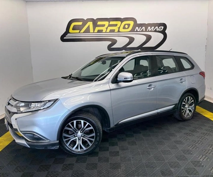 Mitsubishi OUTLANDER 2.0 16V 160cv Aut. 2016 Prata — foto 1 de 3