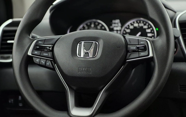imagem-https://www.socarrao.com.br/sc-vehicle-images-prod/1137626/1777921912869-2a8763f116f44403bdf128b91350992b_1777921629712.jpg