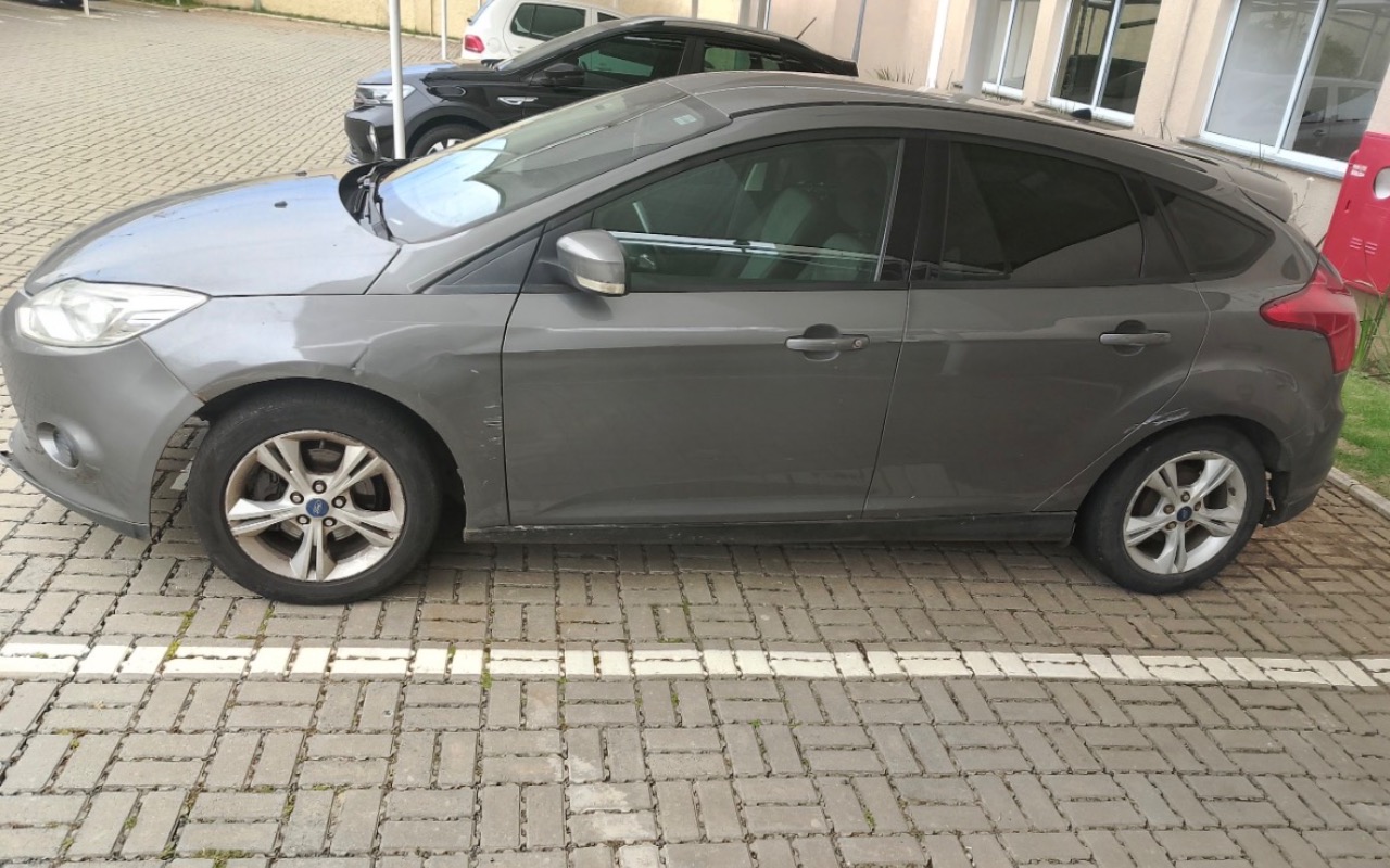 imagem-https://www.socarrao.com.br/sc-vehicle-images-prod/1137659/1778166028801-SU1HXzAwMzkuanBlZw.jpeg