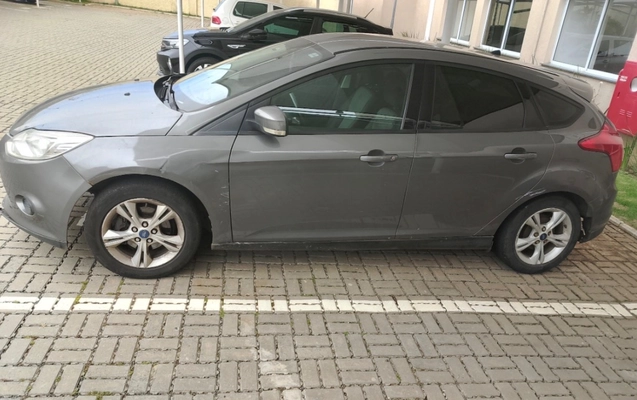imagem-https://www.socarrao.com.br/sc-vehicle-images-prod/1137659/1778166028801-SU1HXzAwMzkuanBlZw.jpeg