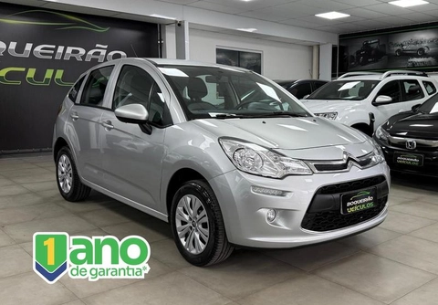 Citroën C3 2018 Prata — foto 1 de 3