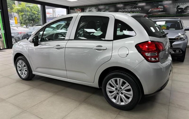 imagem-https://www.socarrao.com.br/sc-vehicle-images-prod/1138480/1788281727030-7995603_3_B_2b51df1d87.jpeg