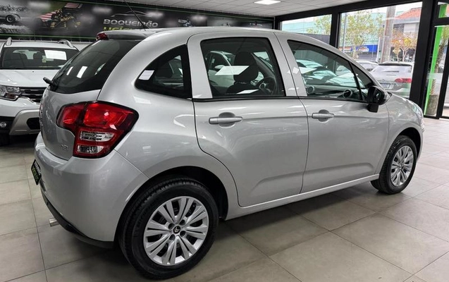 imagem-https://www.socarrao.com.br/sc-vehicle-images-prod/1138480/1788281727031-7995603_5_B_9296c1448d.jpeg