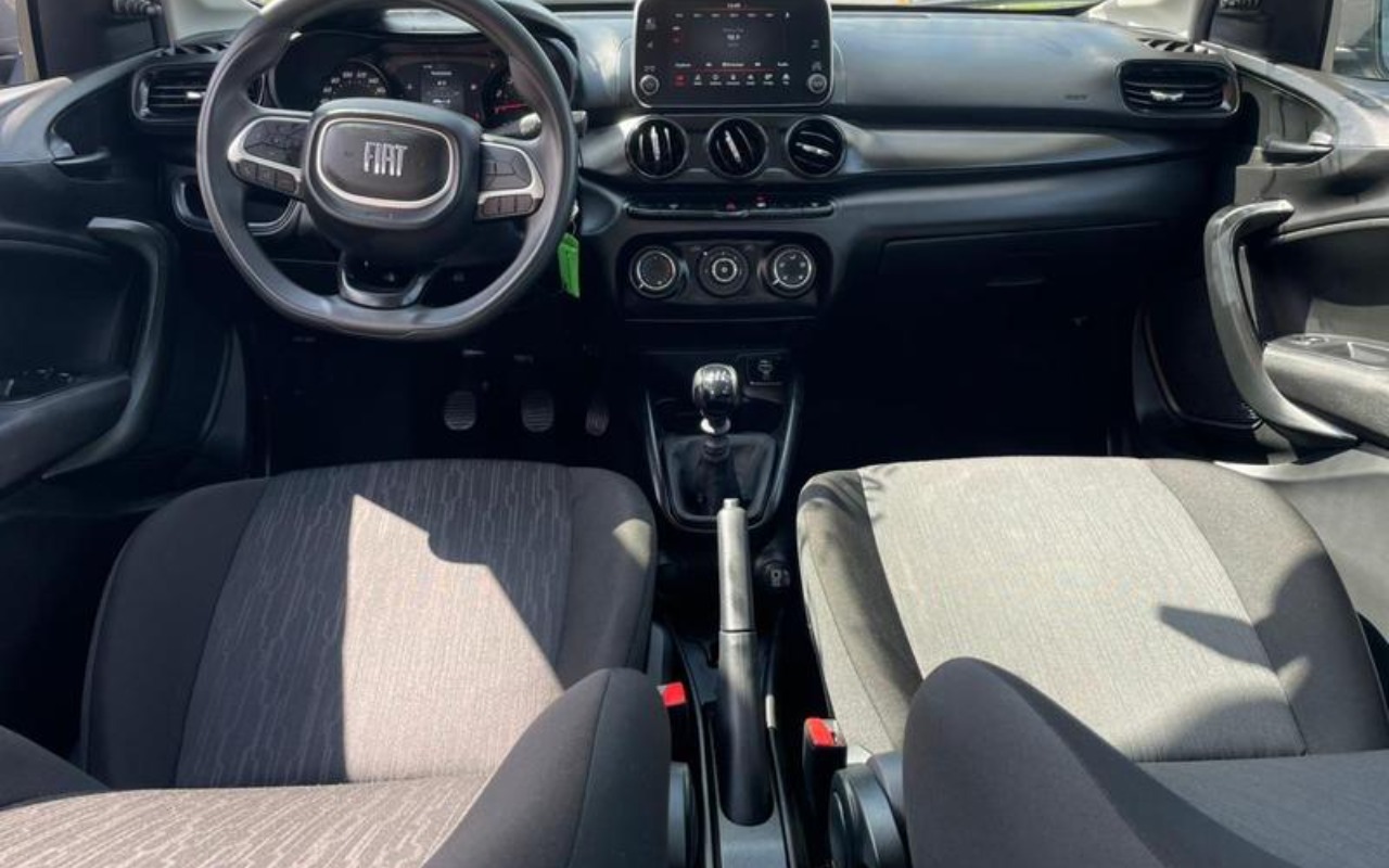 imagem-https://www.socarrao.com.br/sc-vehicle-images-prod/1139483/1777924446319-NzkwNDQzNl8xMF9CX2M4MjMzNmRiNzguanBlZw.jpeg