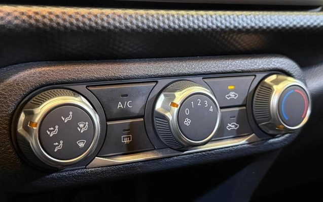 imagem-https://www.socarrao.com.br/sc-vehicle-images-prod/1139923/1790095143171-8053845_12_B_eb1311f6df.jpeg