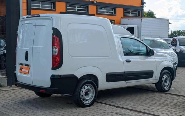 imagem-https://www.socarrao.com.br/sc-vehicle-images-prod/1140407/1777926068346-ODAwNTA3M181X0JfY2I3N2NmNTA2Ny5qcGVn.jpeg