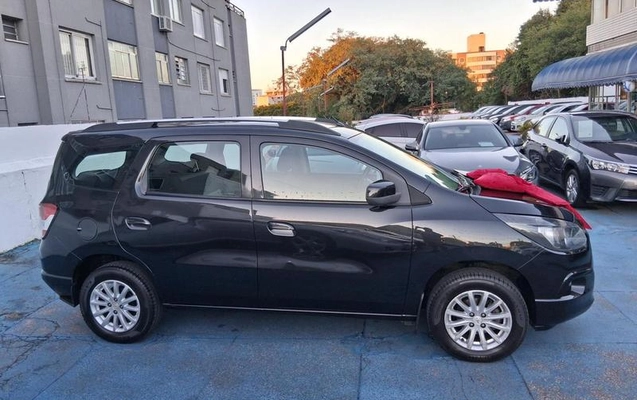 imagem-https://www.socarrao.com.br/sc-vehicle-images-prod/1140493/1788982825051-8042981_3_B_8a6d0f230c.jpeg