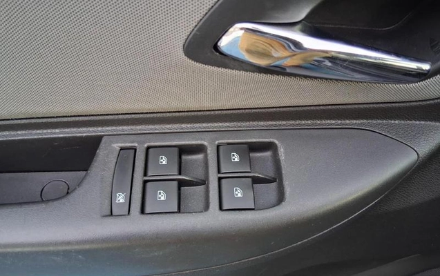 imagem-https://www.socarrao.com.br/sc-vehicle-images-prod/1140493/1788982825073-8042981_13_B_2321c1fb5a.jpeg
