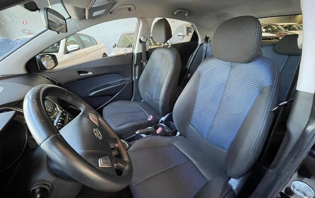 imagem-https://www.socarrao.com.br/sc-vehicle-images-prod/1141/1779296007634-7467756_0_B_8f019071d8.jpeg