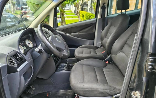 imagem-https://www.socarrao.com.br/sc-vehicle-images-prod/1141194/1788372302703-8053193_1_B_74b6bced8b.jpeg