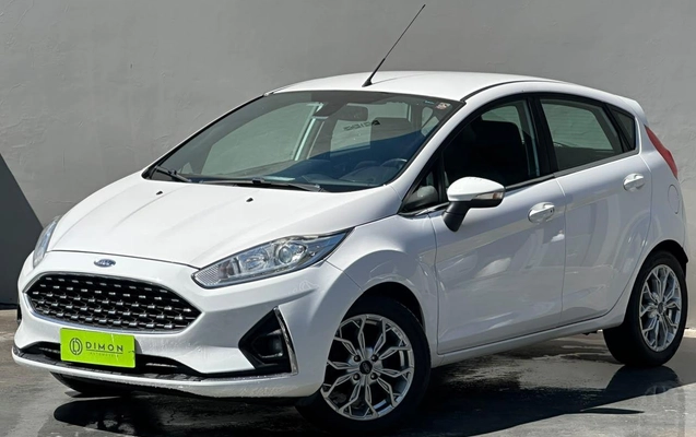 imagem-https://www.socarrao.com.br/sc-vehicle-images-prod/1141554/1789063981879-7d13646d8ad443d28ab5ffb57c0dc48e_1788956093473.jpg