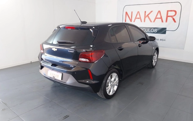 imagem-https://www.socarrao.com.br/sc-vehicle-images-prod/1141667/1788291076582-w1TFLN5q00bXlZimTc8YBwLV04R08My6.jpg