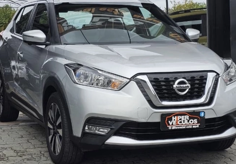 Nissan KICKS 2017 Prata — foto 1 de 3