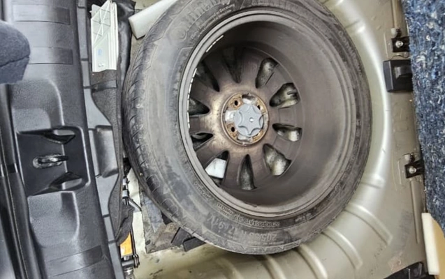 imagem-https://www.socarrao.com.br/sc-vehicle-images-prod/1143124/1777929826075-MzM1NGIxMDMtYzQ3ZS00YjQzLTlkYTItNGFlOTM4MWM3YTM2LmpwZw.jpg