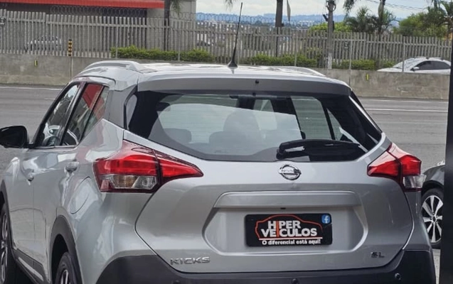 imagem-https://www.socarrao.com.br/sc-vehicle-images-prod/1143124/1777929826393-ZmVlY2FiNTEtMmVmMS00MTFkLThkNDUtOWVhNjI3OTkwZDJmLmpwZw.jpg