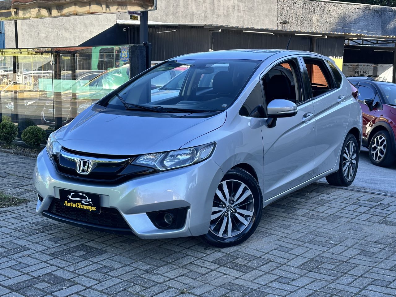 Honda Fit 2015 Cinza — foto 1 de 3