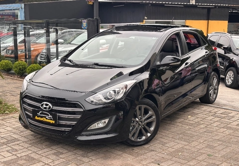 Hyundai i30 1.8 16V Aut. 5p 2016 Preto — foto 1 de 3
