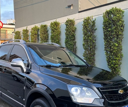 Chevrolet Captiva 2016 Preto — foto 1 de 3