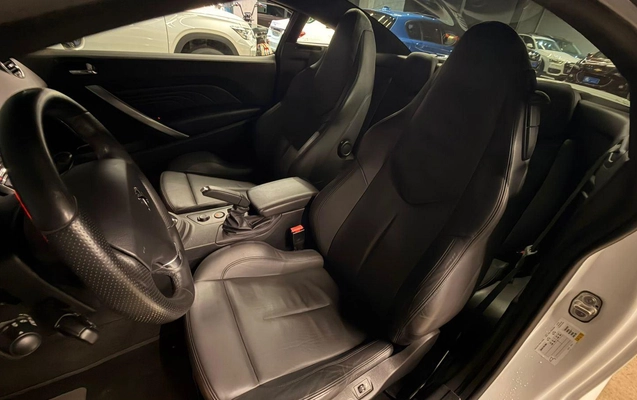 imagem-https://www.socarrao.com.br/sc-vehicle-images-prod/1146042/1789232148075-7d37da40a8dc4079b40a094db5114610_1777934961215.jpeg