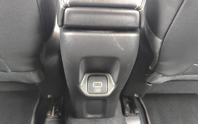 imagem-https://www.socarrao.com.br/sc-vehicle-images-prod/1146555/1785263201660-7616028_9_B_05b2db367e.jpeg