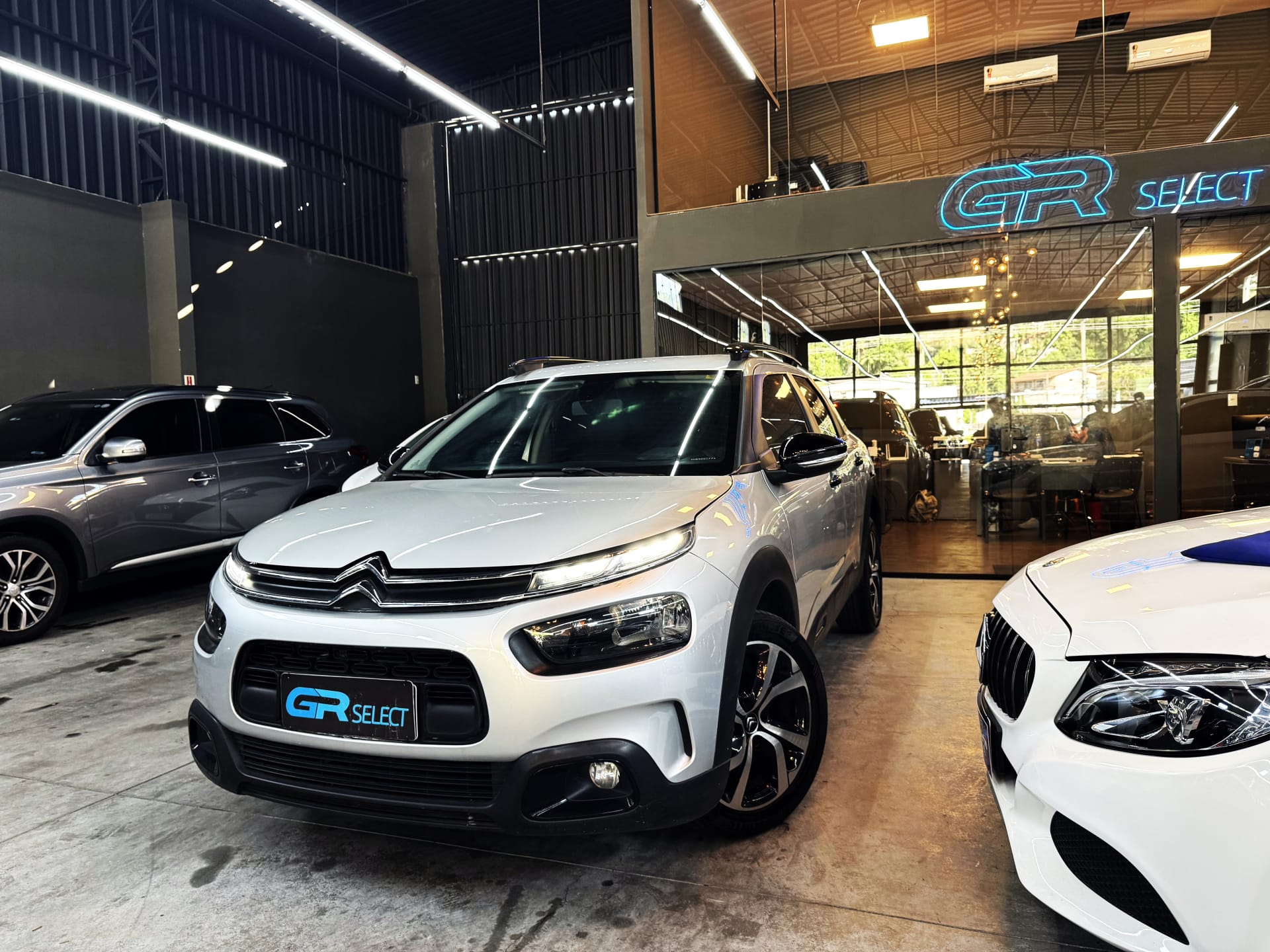 imagem-https://www.socarrao.com.br/sc-vehicle-images-prod/11526/1769987936582-7148384OR_1765406145_95_240.jpg
