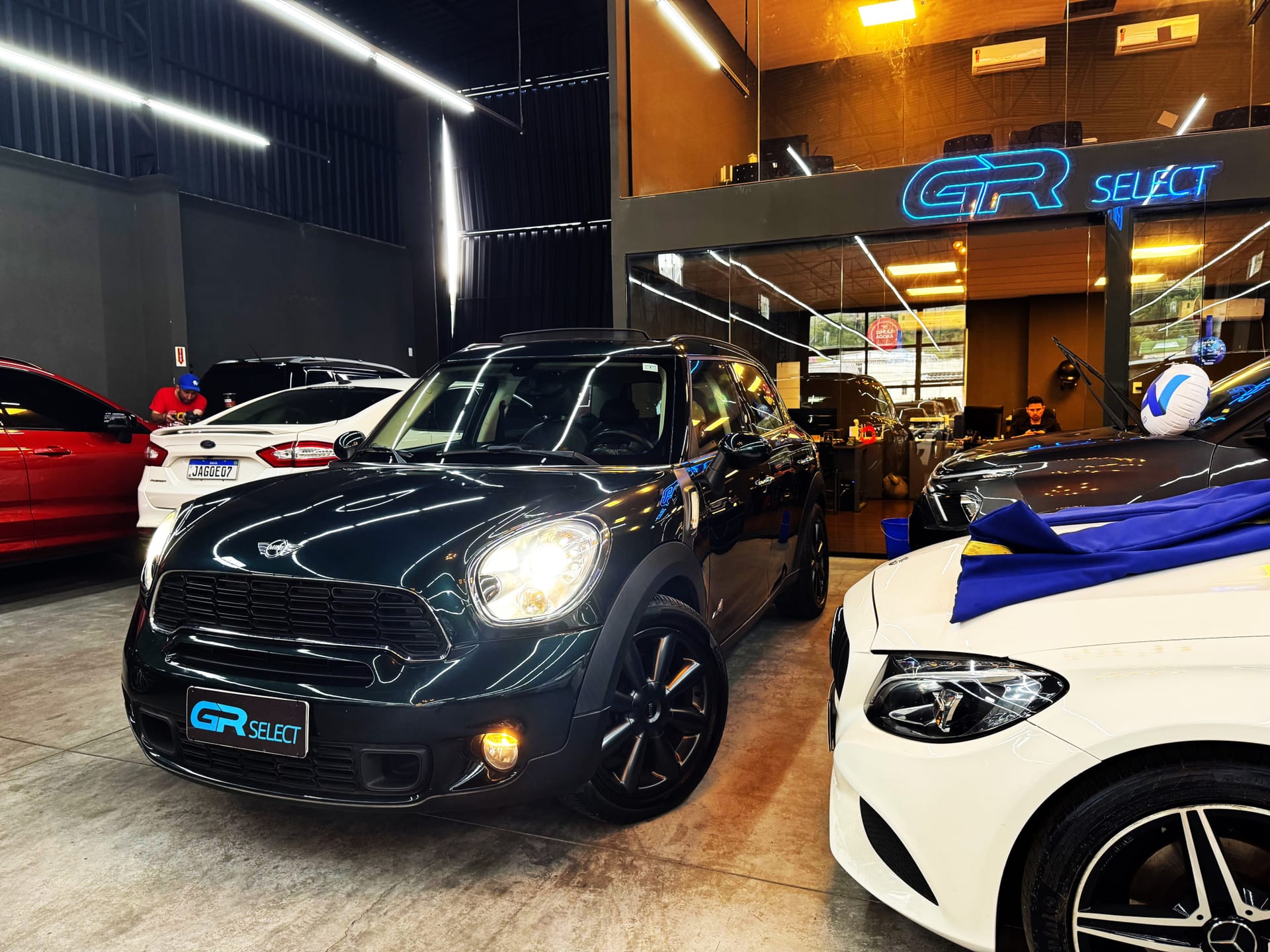 imagem-https://www.socarrao.com.br/sc-vehicle-images-prod/11530/1769987937426-7199229OR_1767373378_53_820.jpg
