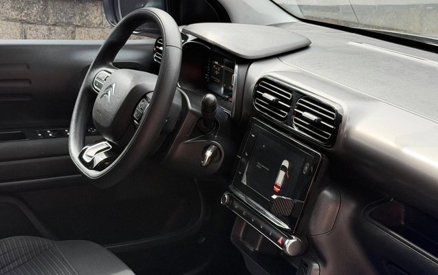 imagem-https://www.socarrao.com.br/sc-vehicle-images-prod/1153044/1777946940864-SU1HXzk5MDIuanBlZw.jpeg