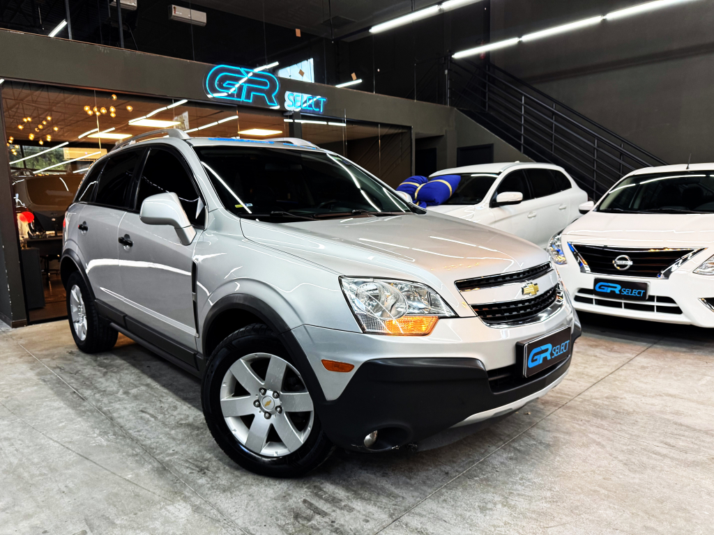 Chevrolet Captiva 2012 Cinza — foto 1 de 3
