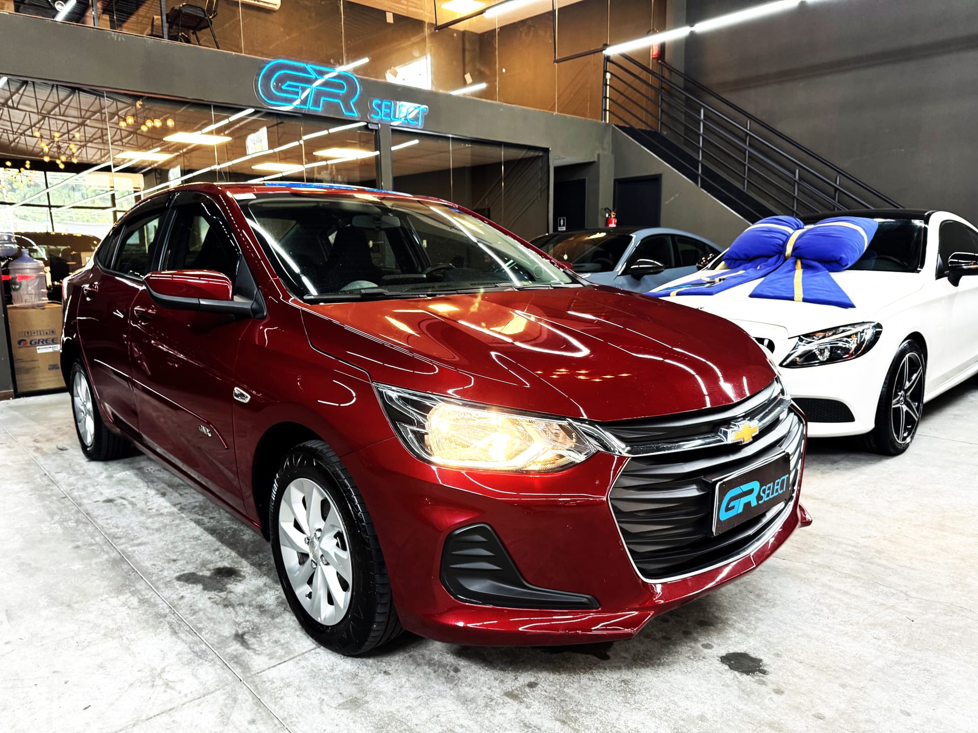 Chevrolet Onix 2022 Vermelho — foto 1 de 3