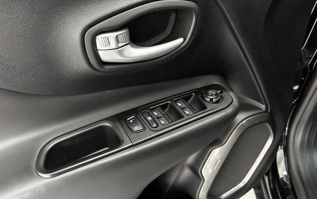 imagem-https://www.socarrao.com.br/sc-vehicle-images-prod/11625/1779738177398-7190604_8_B_31edba9db7.jpeg