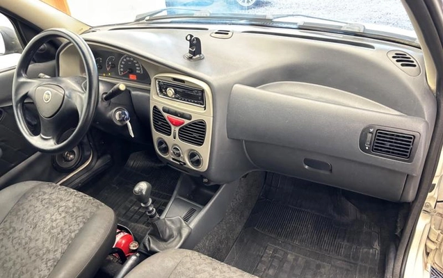 imagem-https://www.socarrao.com.br/sc-vehicle-images-prod/1165972/1791557031052-8032199_13_B_e0fc633e32.jpeg