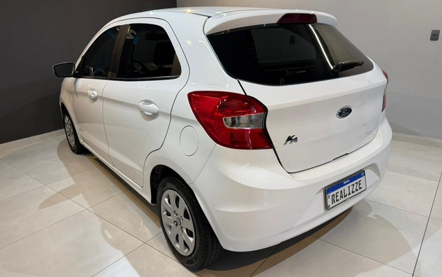 imagem-https://www.socarrao.com.br/sc-vehicle-images-prod/1166587/1777989114485-003_b28fdfd399164fd829cd2954a49e2e7a.jpeg