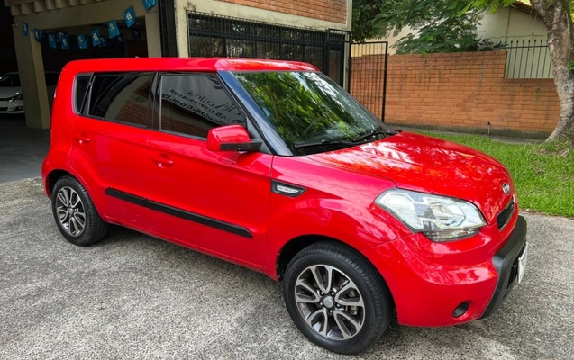imagem-https://www.socarrao.com.br/sc-vehicle-images-prod/1167006/1777989603095-NnQfEHlXPQUR1wAVkJLrjl3OTf1xPiYQ.jpg