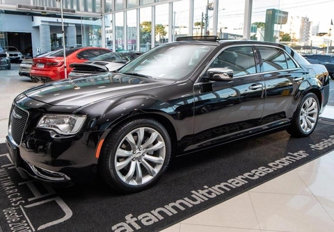 Chrysler 300C 3.6 V6 Aut. 2015 Preto — foto 1 de 3