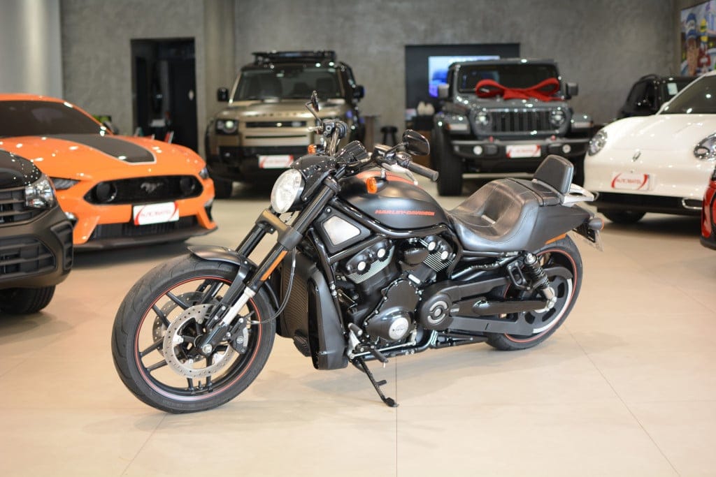 HARLEY-DAVIDSON NIGHTSTER SPECIAL  na cor Preto em Curitiba / PR - 11688