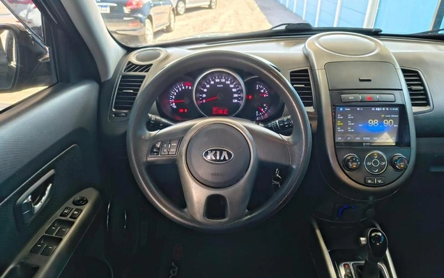 imagem-https://www.socarrao.com.br/sc-vehicle-images-prod/1169584/1785358524511-8056229_1_B_84b2b5d60e.jpeg