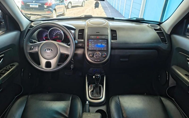 imagem-https://www.socarrao.com.br/sc-vehicle-images-prod/1169584/1785358524520-8056229_5_B_75849e24b6.jpeg