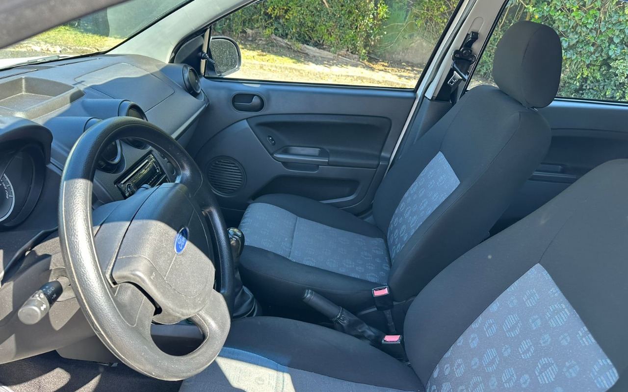 imagem-https://www.socarrao.com.br/sc-vehicle-images-prod/1170616/1777995688844-V2hhdHNBcHAgSW1hZ2UgMjAyNi0wNS0wNSBhdCAxMS4wMi41MCAoMikuanBlZw.jpeg