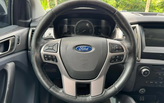 imagem-https://www.socarrao.com.br/sc-vehicle-images-prod/1171554/1777997349546-003_0fae096c44f777081d94952d9e0443dd.jpeg