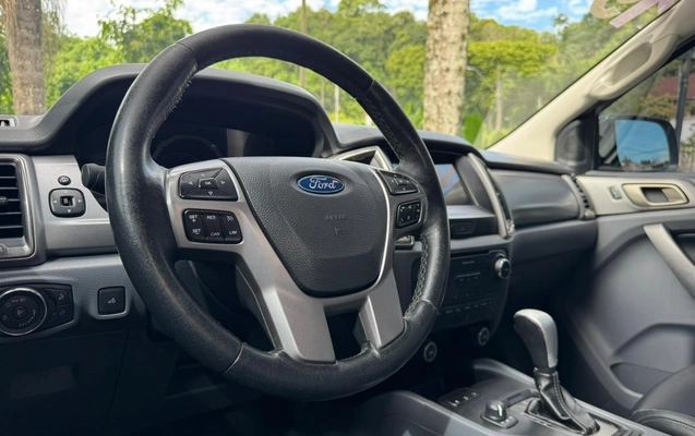 imagem-https://www.socarrao.com.br/sc-vehicle-images-prod/1171554/1777997349547-003_05d289b9b2babed701b839ba2fcb0269.jpeg