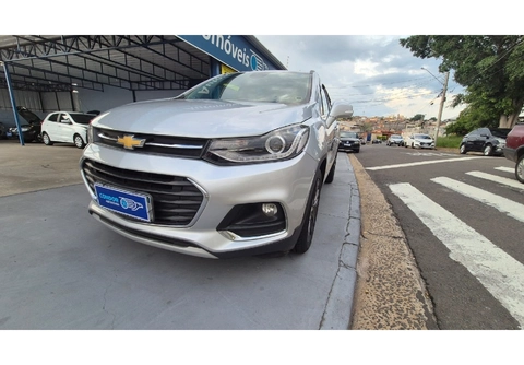 Chevrolet Tracker 2018 Prata — foto 1 de 3