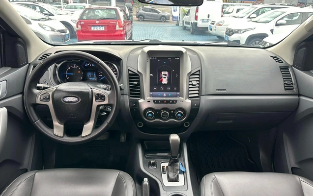 imagem-https://www.socarrao.com.br/sc-vehicle-images-prod/1172586/1788898221385-2caabef32d604690a516429c95a486d0_1777998776915.jpg