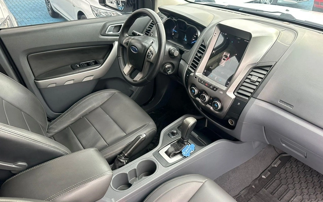 imagem-https://www.socarrao.com.br/sc-vehicle-images-prod/1172586/1788898221388-491ff492e1c1409494c6bf6c9df7da03_1777998781172.jpg