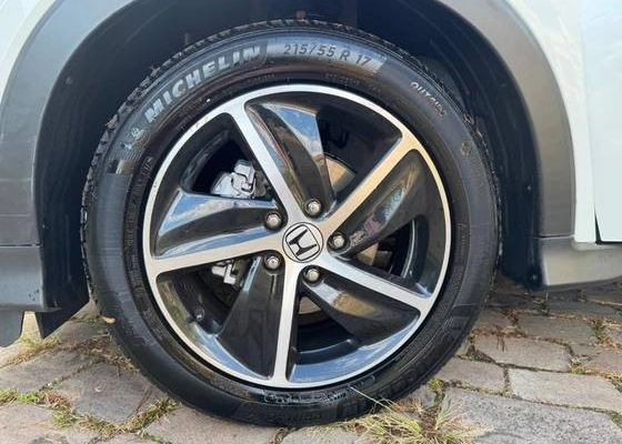 imagem-https://www.socarrao.com.br/sc-vehicle-images-prod/1172743/1777999240296-honda-hrv-1.5-16v-turbo-gasolina-touring-4p-automatico-wmimagem10215464325.jpg