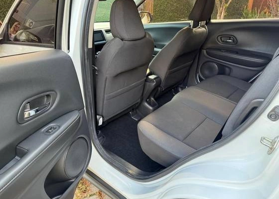 imagem-https://www.socarrao.com.br/sc-vehicle-images-prod/1172743/1777999240300-honda-hrv-1.5-16v-turbo-gasolina-touring-4p-automatico-wmimagem10215796155.jpg