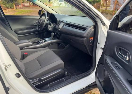 imagem-https://www.socarrao.com.br/sc-vehicle-images-prod/1172743/1777999240304-honda-hrv-1.5-16v-turbo-gasolina-touring-4p-automatico-wmimagem1022000650.jpg