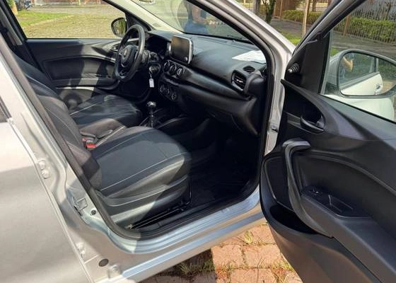 imagem-https://www.socarrao.com.br/sc-vehicle-images-prod/1172746/1777999241760-fiat-argo-1.0-firefly-flex-drive-manual-wmimagem09134910629.jpg