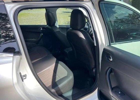 imagem-https://www.socarrao.com.br/sc-vehicle-images-prod/1172750/1777999242943-peugeot-2008-1.6-16v-flex-griffe-4p-manual-wmimagem1606237600.jpg