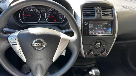 imagem-https://www.socarrao.com.br/sc-vehicle-images-prod/1172950/1777999387353-nissan-versa-1.6-16v-flex-advance-xtronic-wmimagem15541012366.jpg